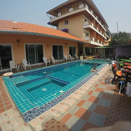 Bb House Beach Residences